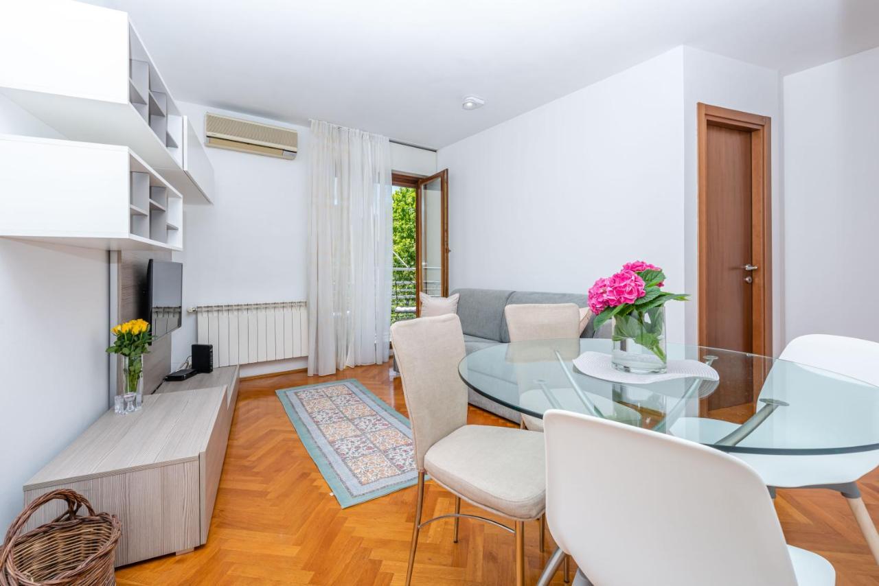 B&A - Center Of Split Apartamento Exterior foto