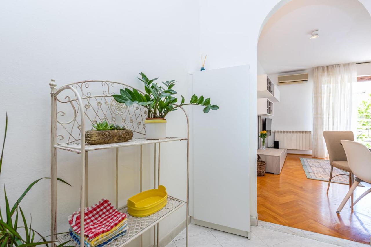 B&A - Center Of Split Apartamento Exterior foto